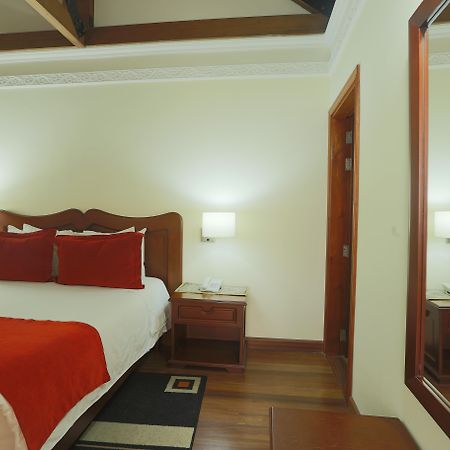 Hotel Santa Lucia Boutique Spa بوغوتا المظهر الخارجي الصورة A bedroom at the hotel