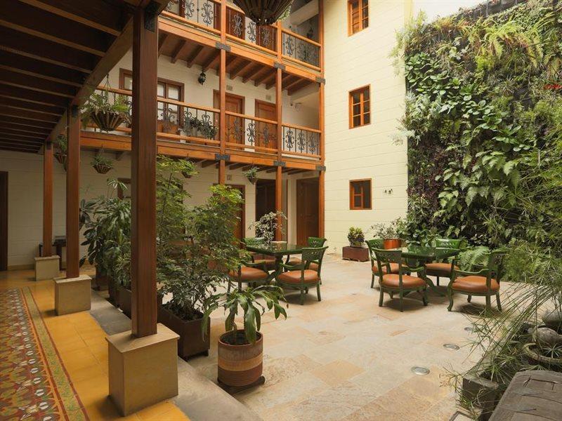 Hotel Santa Lucia Boutique Spa بوغوتا المظهر الخارجي الصورة Patio of the hotel