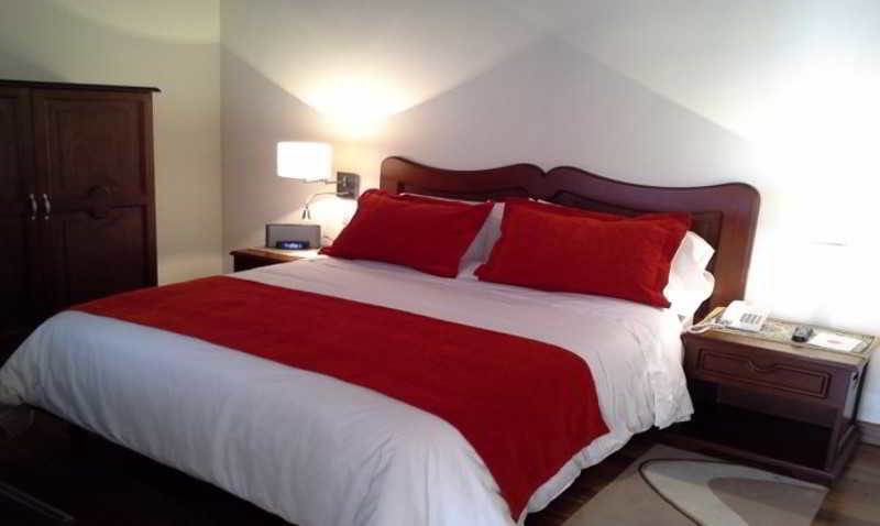 Hotel Santa Lucia Boutique Spa بوغوتا المظهر الخارجي الصورة A bed runner
