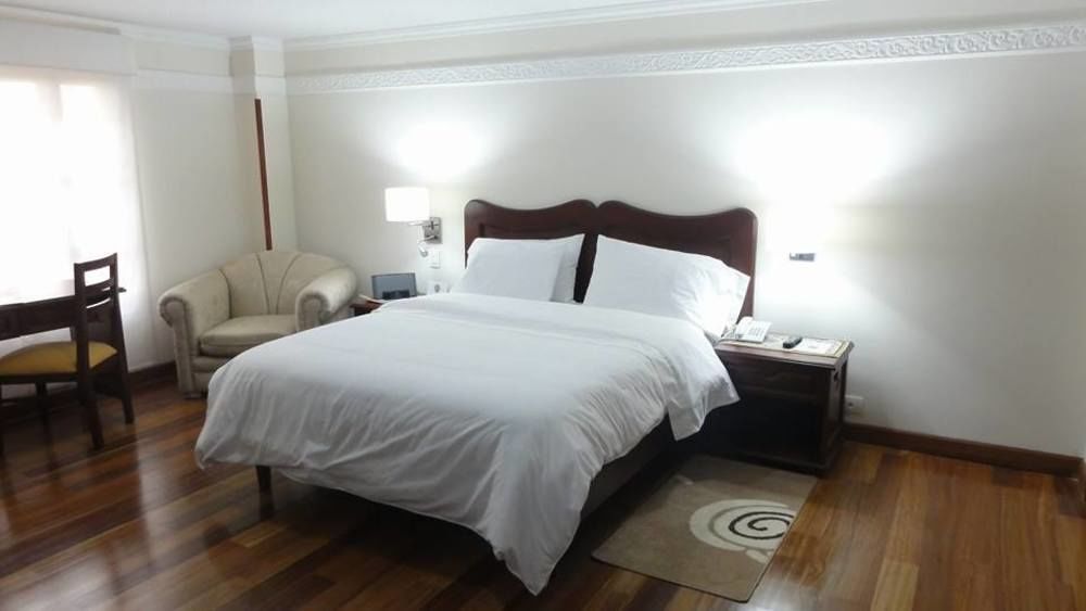 Hotel Santa Lucia Boutique Spa بوغوتا المظهر الخارجي الصورة A bedroom at the hotel