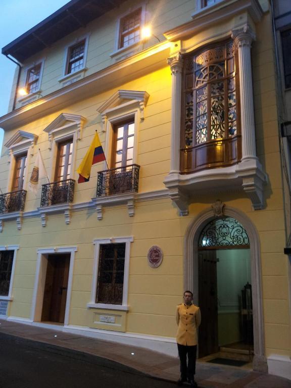 Hotel Santa Lucia Boutique Spa بوغوتا المظهر الخارجي الصورة Ecuadorian Embassy in Lima